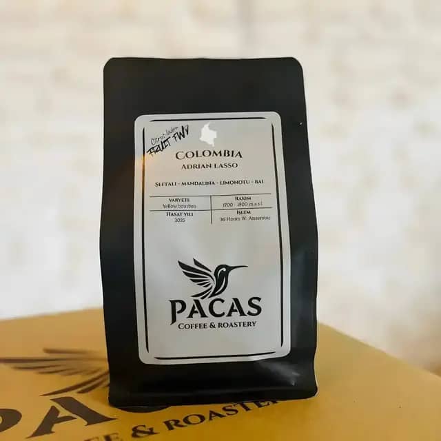 Colombia Adrian Lasso