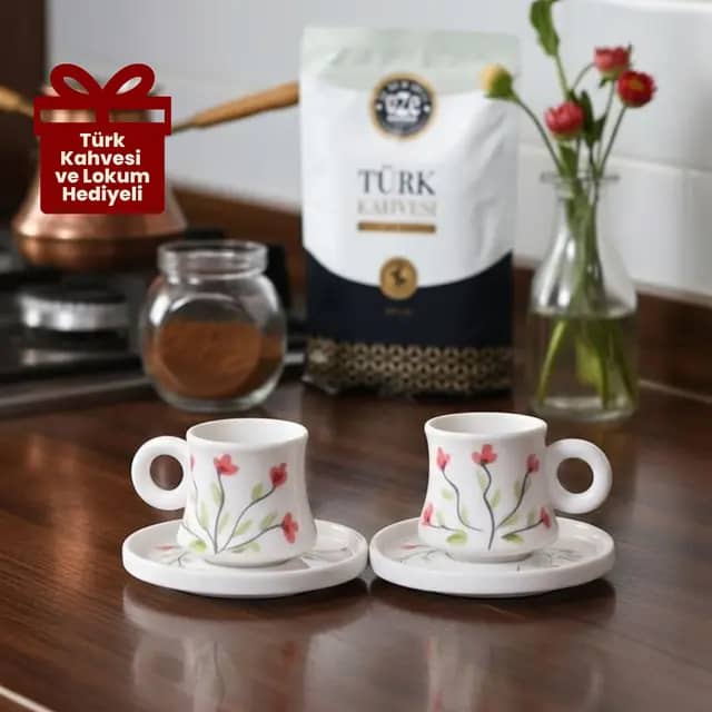 Oze Türk Kahvesi Fincan Seti – No: 02 Kırmızı Çiçekli Tasarım - 2'li Türk Kahvesi Fincanı, Türk Kahvesi ve Lokum