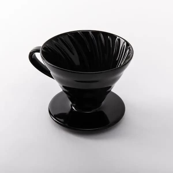 V60 02 SERAMIK DRIPPER SIYAH KASUYA SERISI