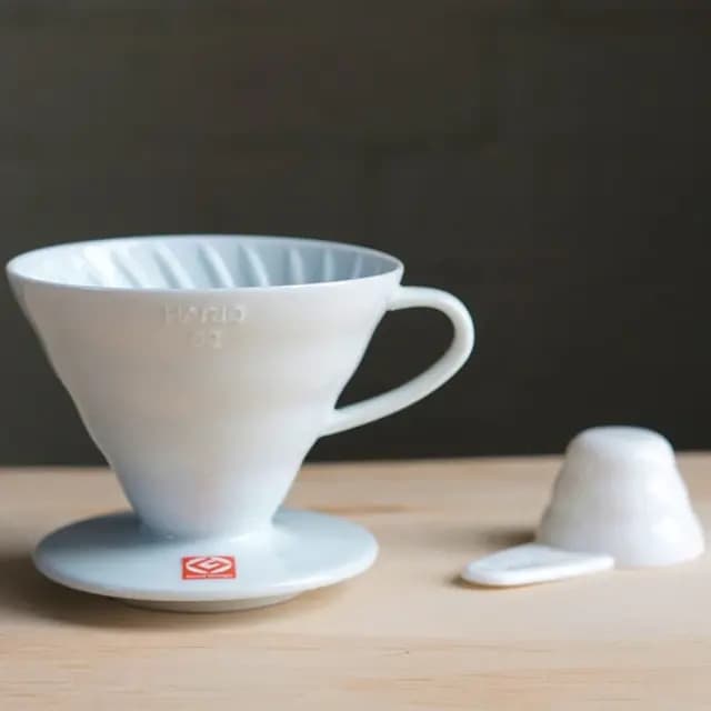 HARIO V60-02 CERAMIC DRIPPER WHITE