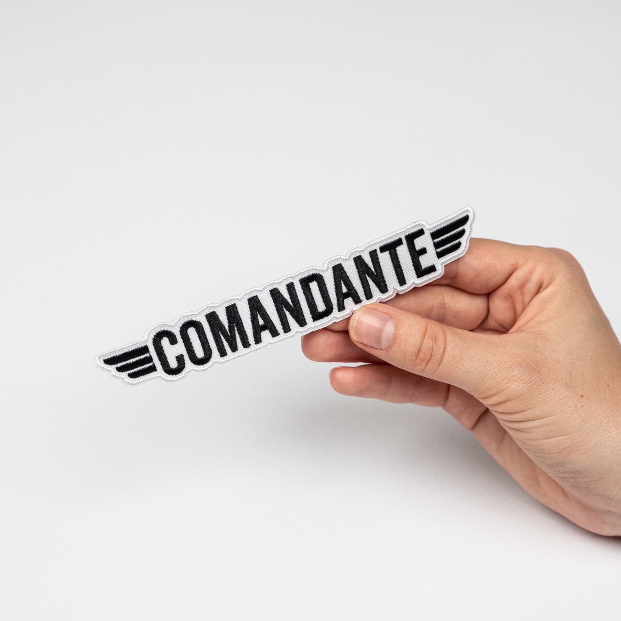 COMANDANTE - Logo Yama