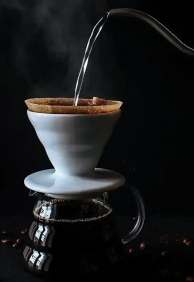 V60 Dripper Kahve Demleme Ekipmanı Beyaz Seramik