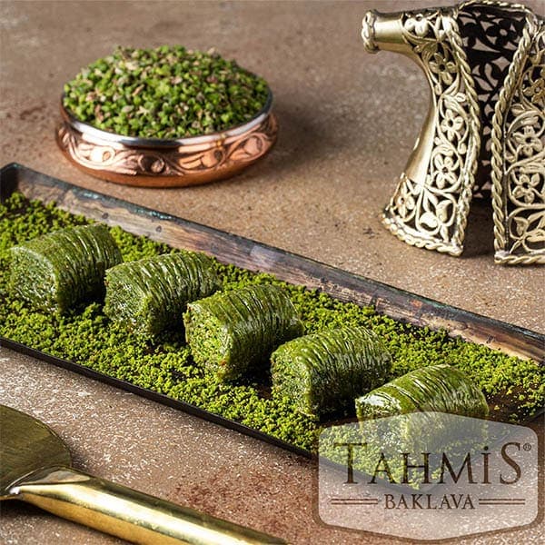 Fıstıklı Dolama (Sarma)